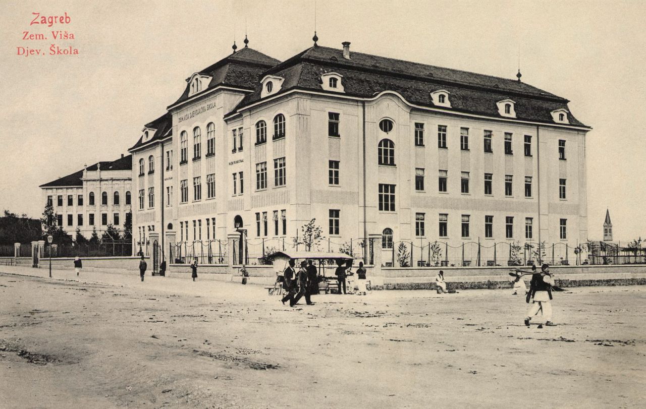 Draškovićeva ulica oko 1905. godine. Zemaljska viša djevojačka škola (današnja Klinika za traumatologiju)